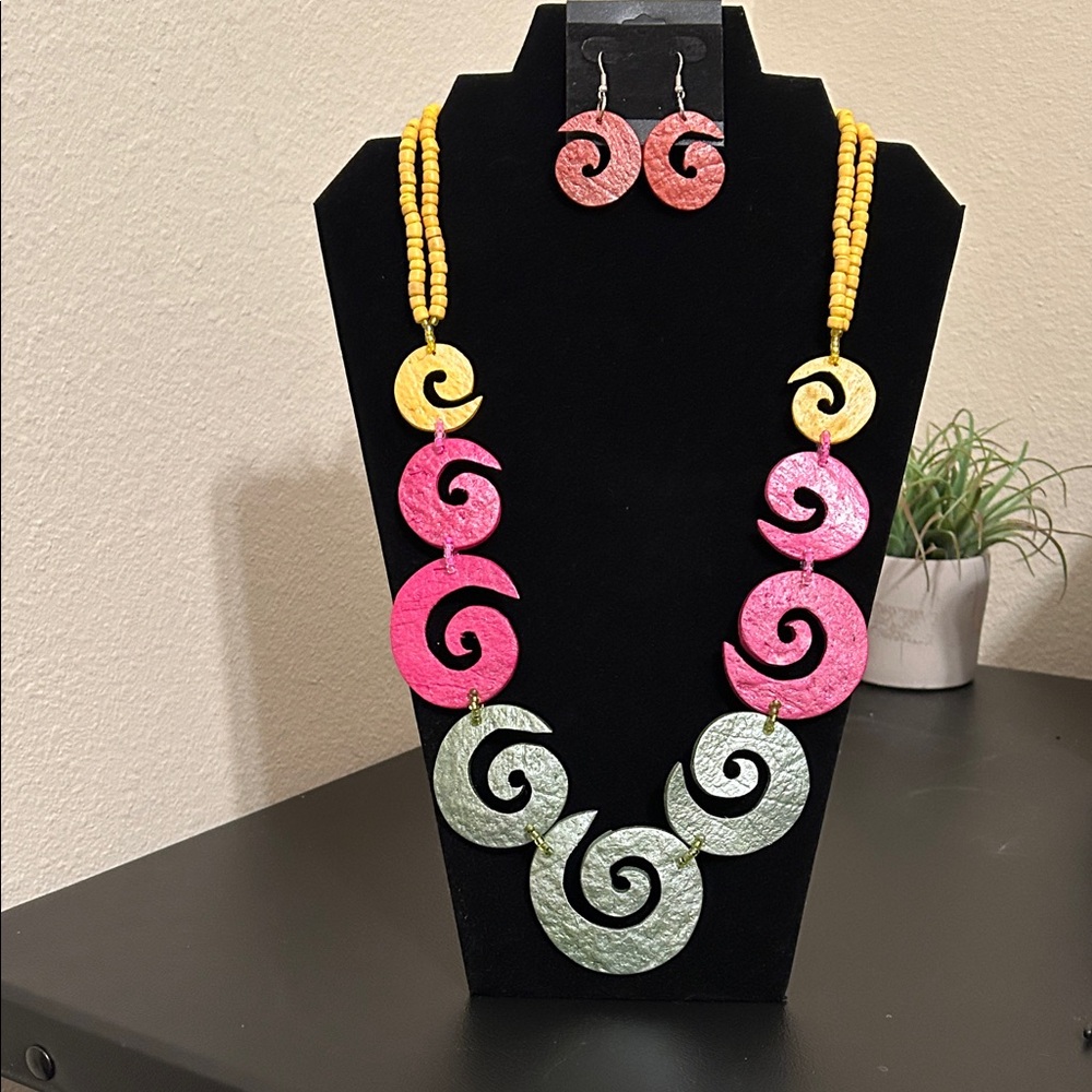 Colorful Swirl Necklace and Earring Set
